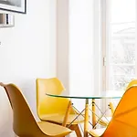 Cozy And Bright 1Bdr Flat In Typical Neighborhood!